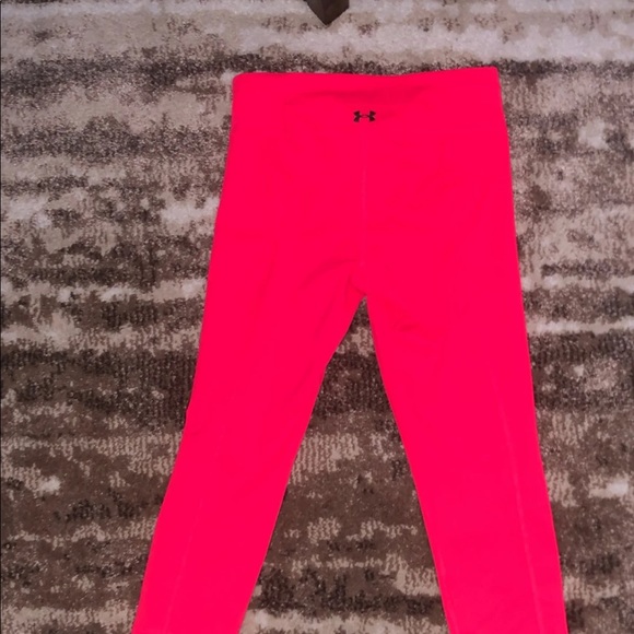 Under Armour Capri Legging - Picture 2 of 3